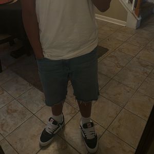 Meet your Posher, Isaiah